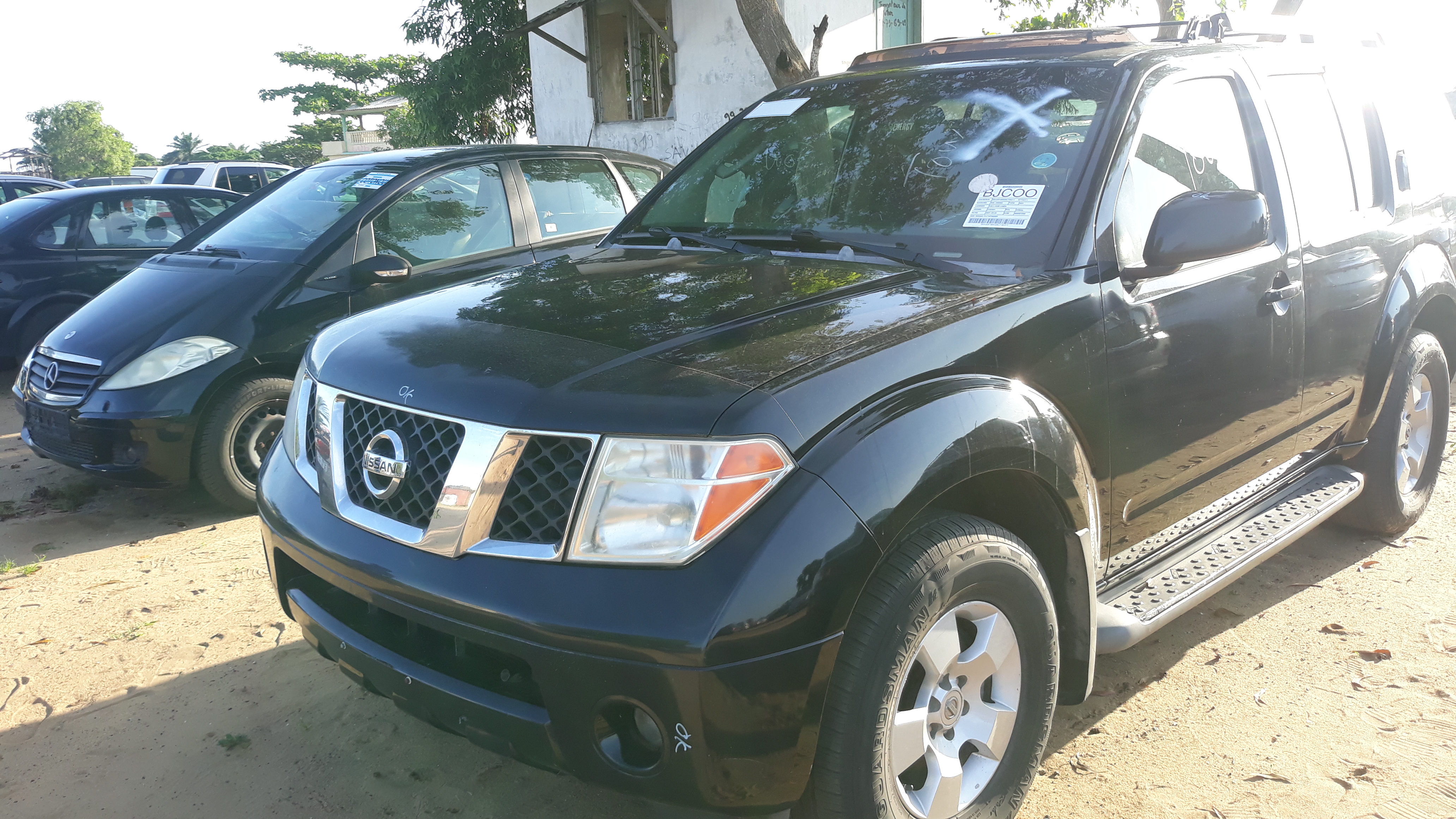 Nissan pathfinder 2005