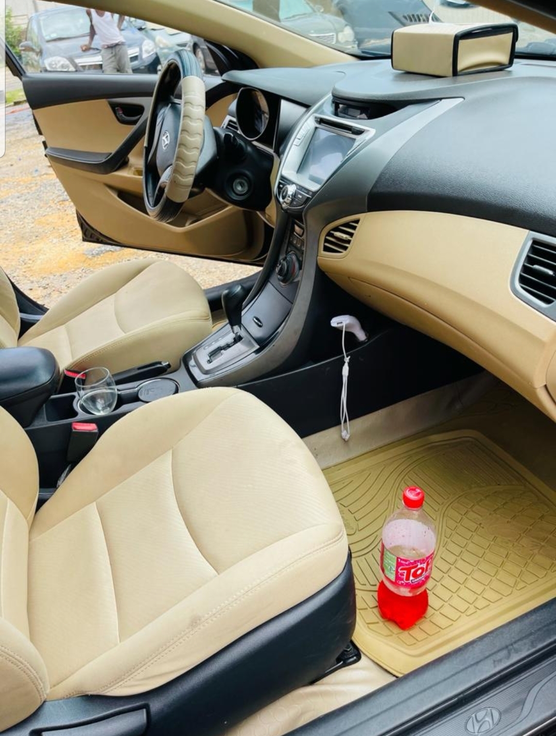 Hyundai elantra 2014