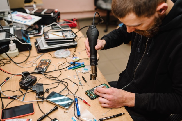 formation en réparation des Smartphones et tablettes.