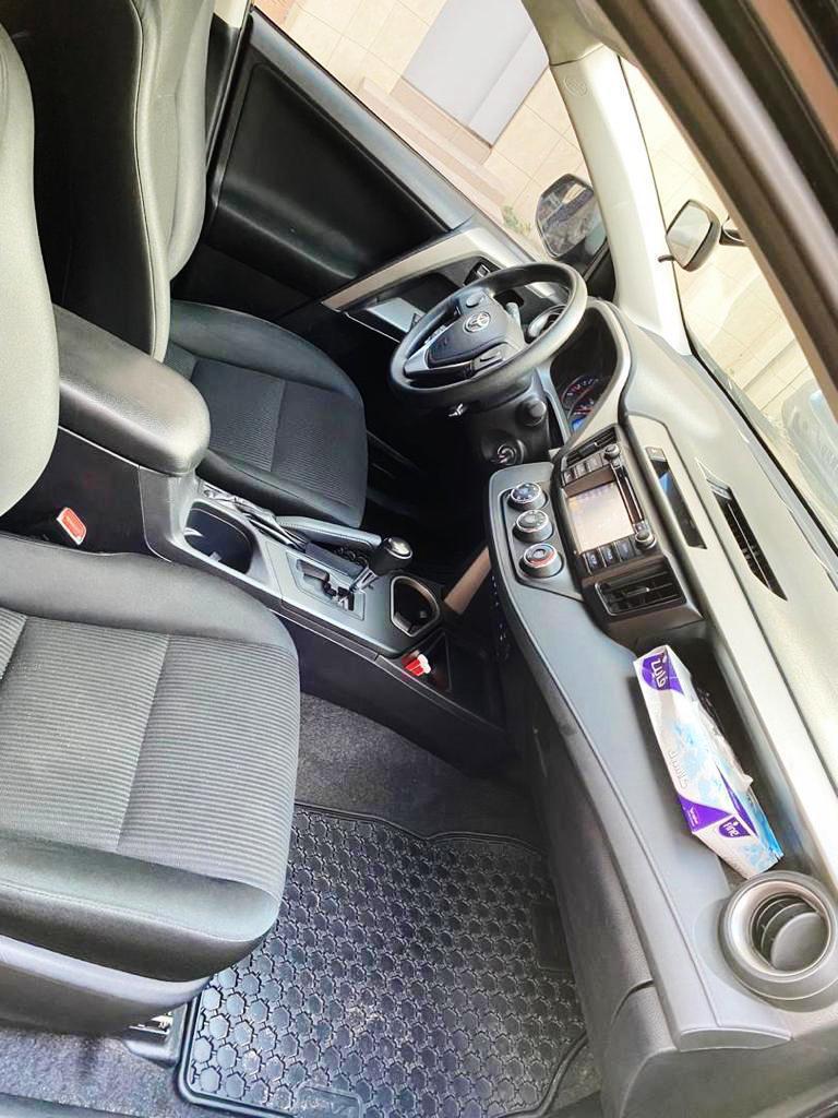 Vente urgente d'une sublime TOYOTA RAV4 2017