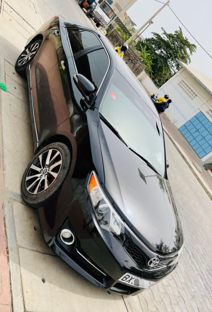 Vente d'une sublime TOYOTA CAMRY 2014