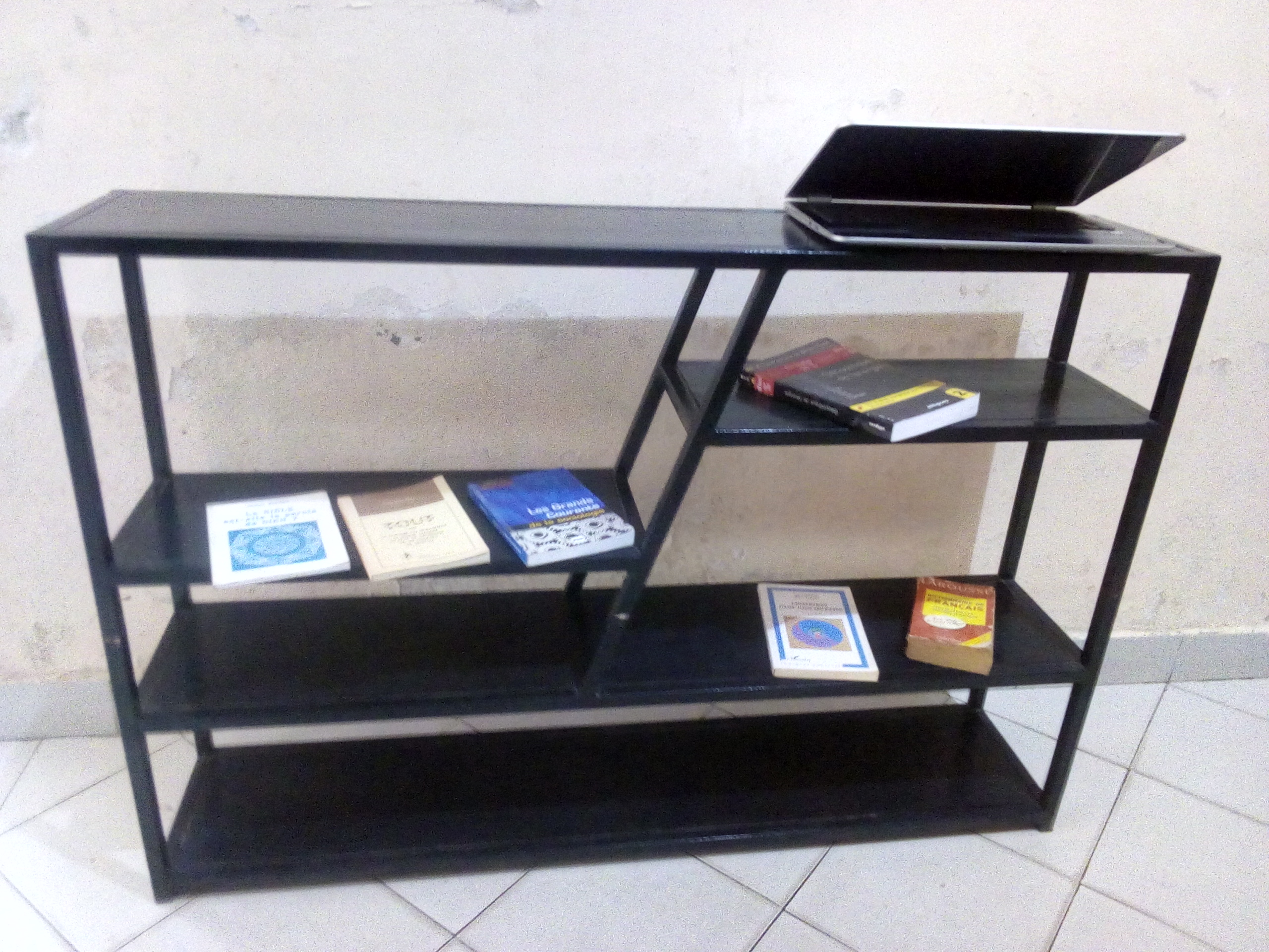 Etagere de rangement