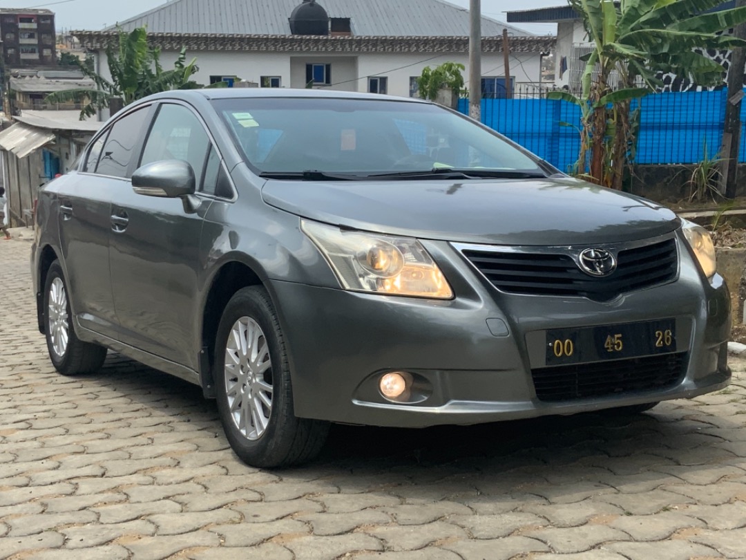 Toyota Avensis 2009
