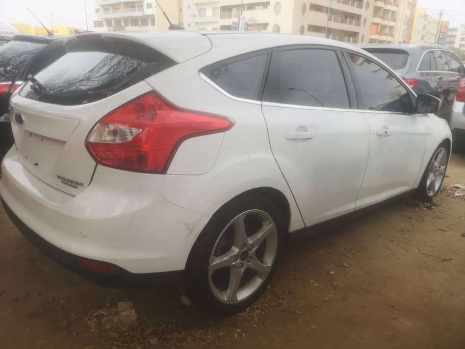 Ford focus titanium annee2012