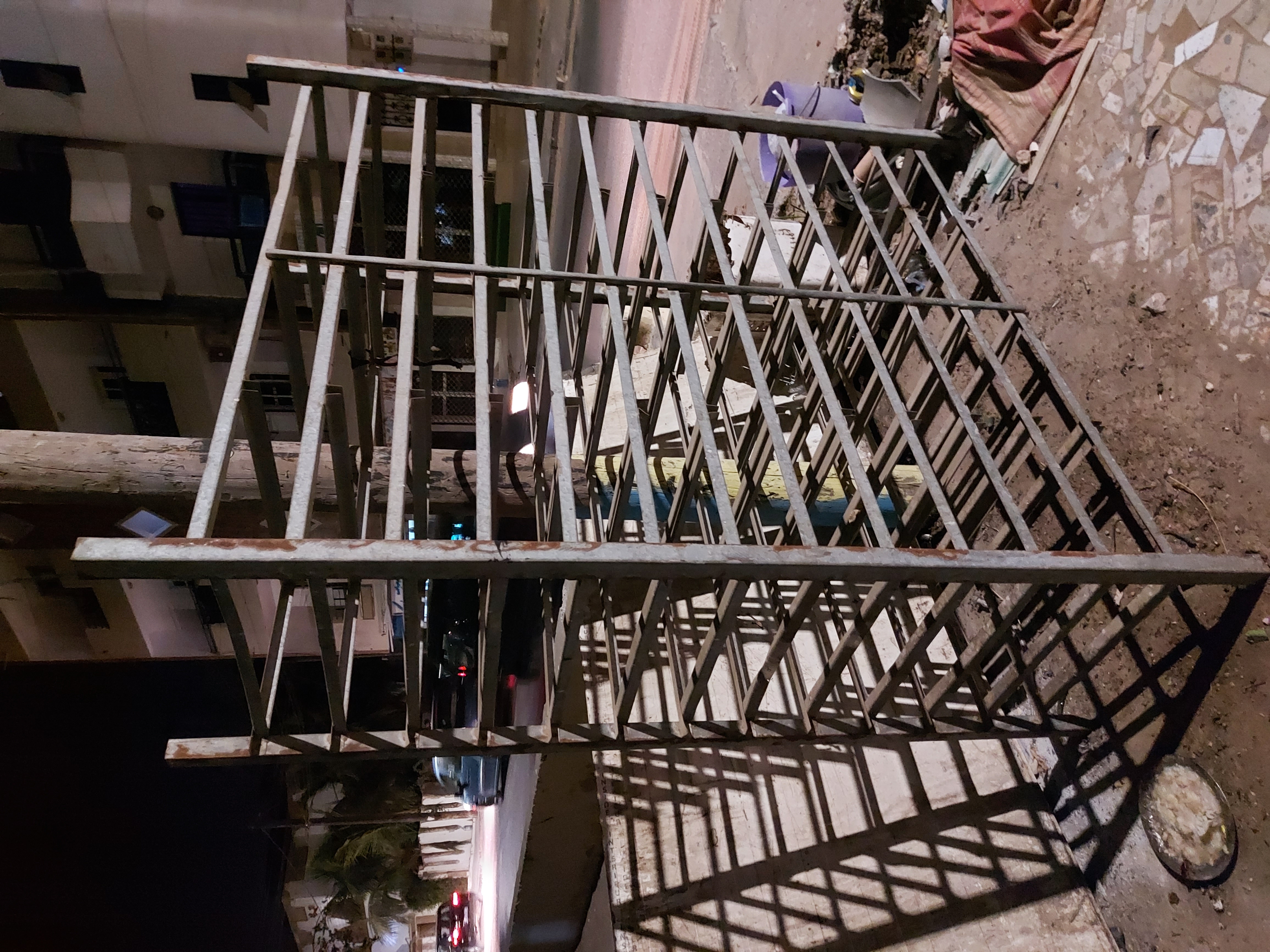 Etagere galva á vendre