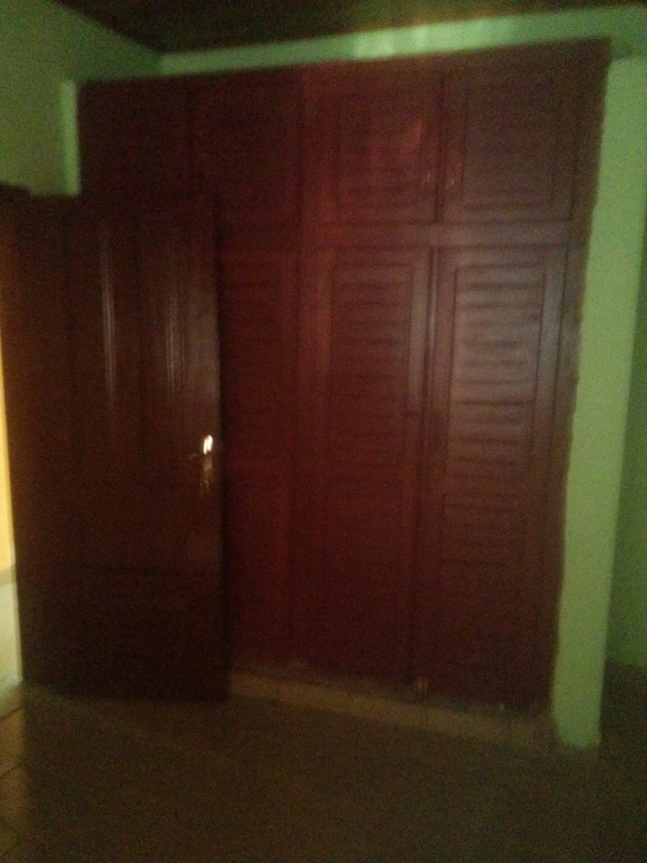 Location appartement 05 pièces _douala