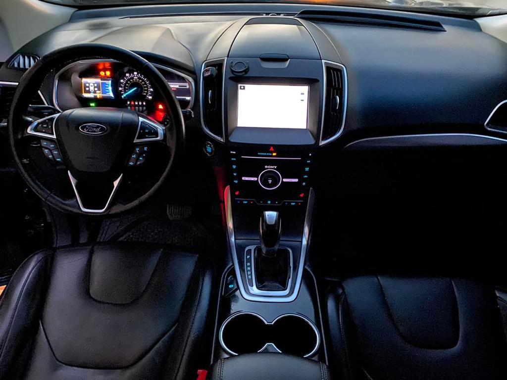 Ford edge titanium annee2016