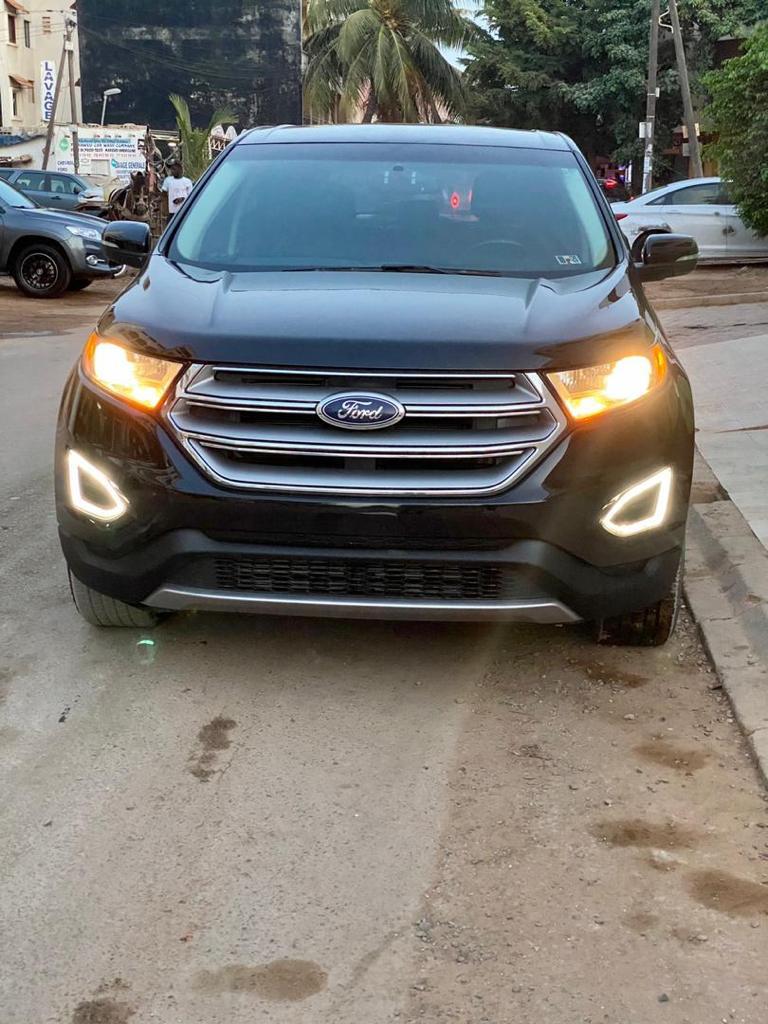 Ford edge titanium annee2016