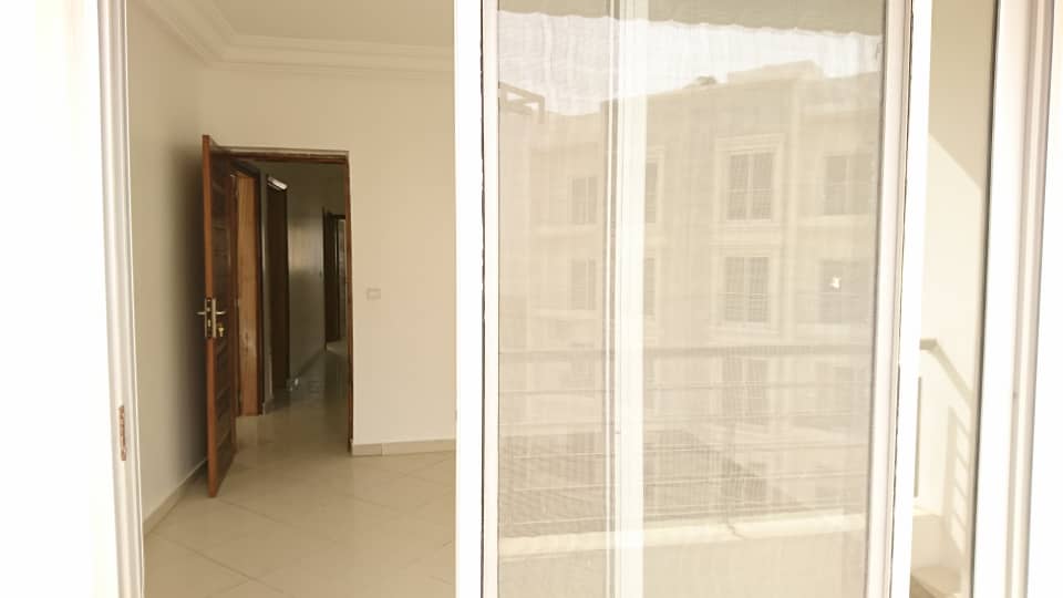 CITÉ BIAGUI BELLE APPARTEMENT A LOUER