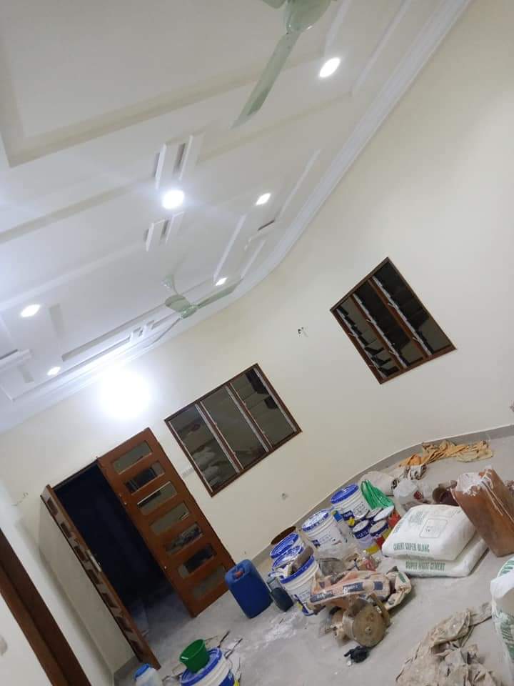 vente villa luxueuse avec TITRE foncier à calavi womey