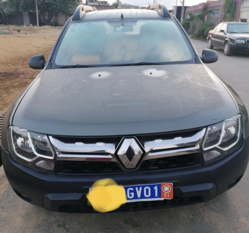 Renault DUSTER 2015