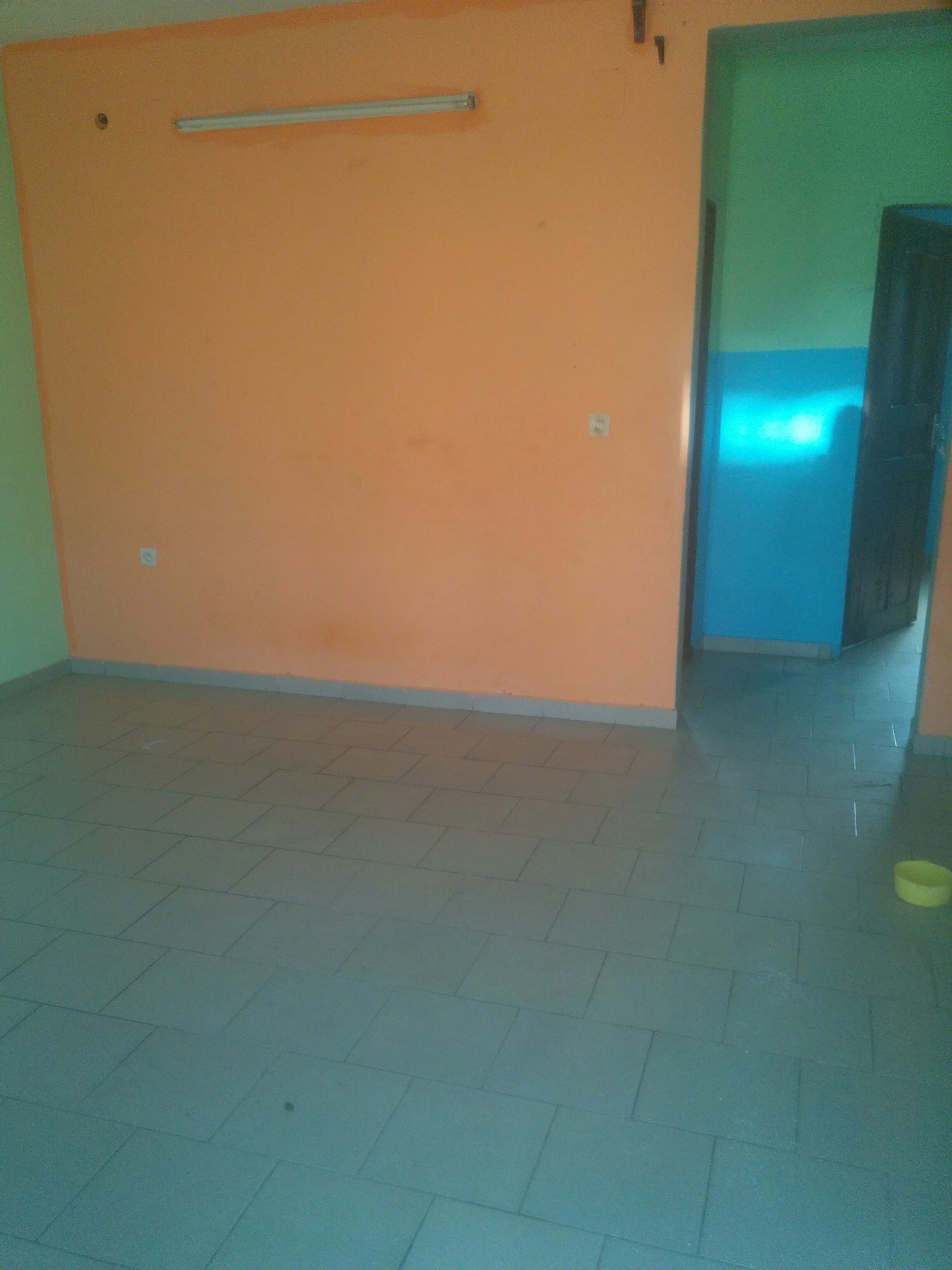 Appartement moderne à louer à logpom 6 pièces_douala Cameroun