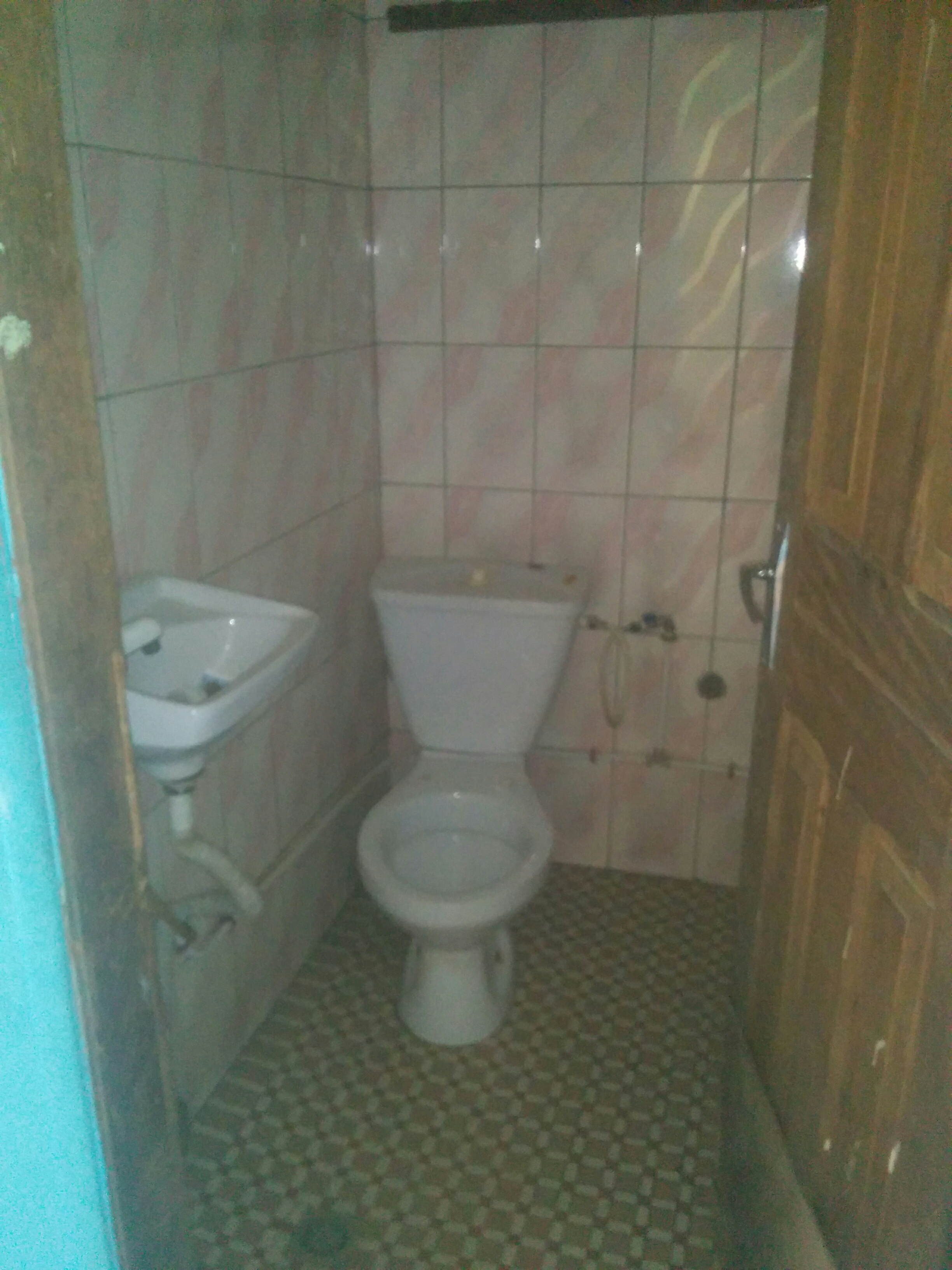 Appartement moderne à louer à logpom 6 pièces_douala Cameroun