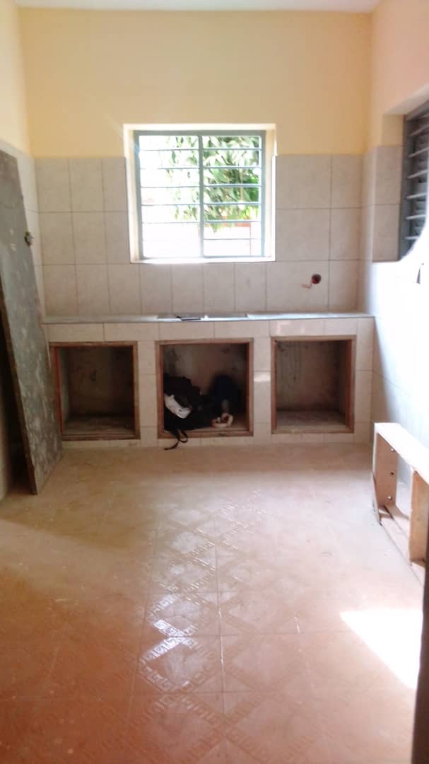 villa en bordure du goudron à tokoin protestant villa en bordure du goudron à tokoin protestant