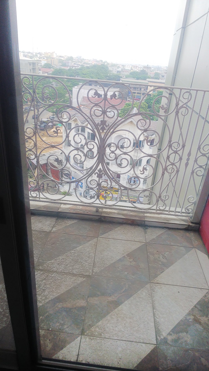 Bureau Haut Standing à louer à Bonamoussadi