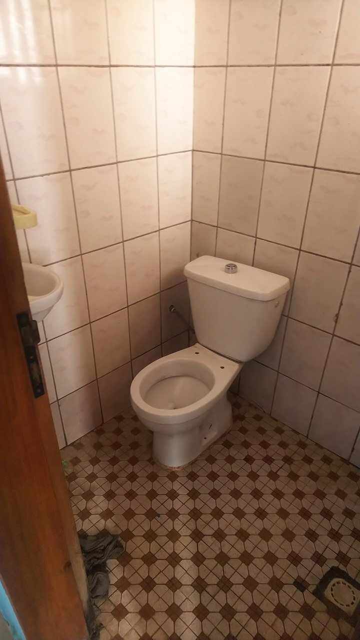 Chambre Moderne et Spacieuse avec cuisine à louer à Cité CICAM