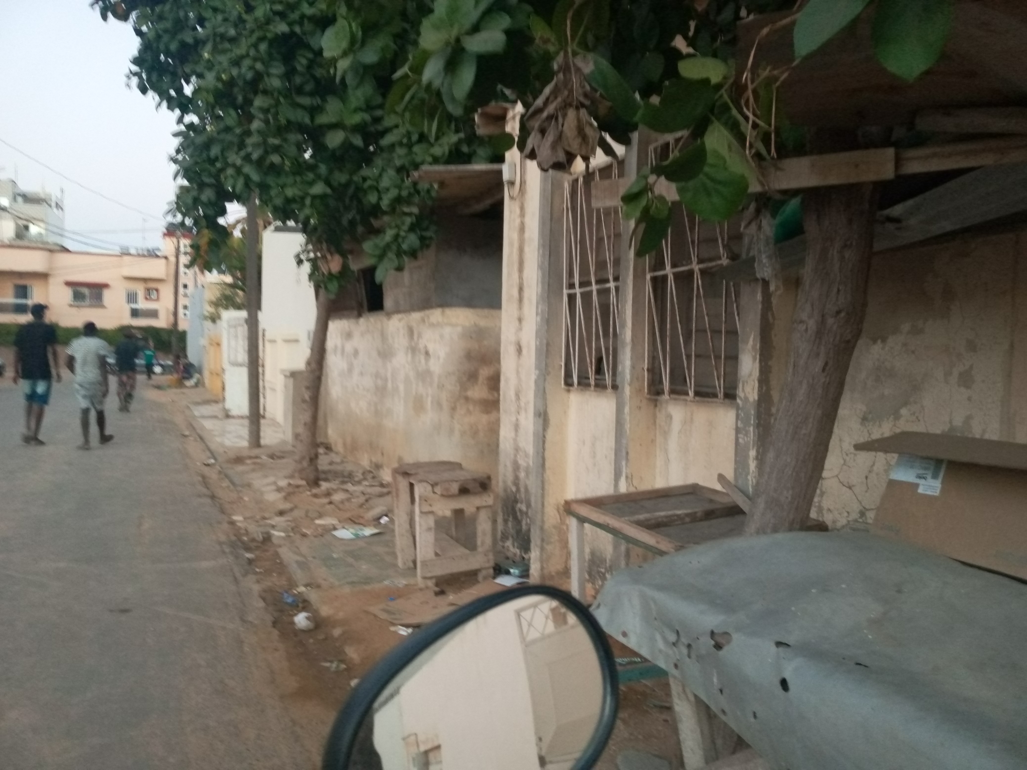 villa 150m² à démolir liberté 6 titre foncier individuel