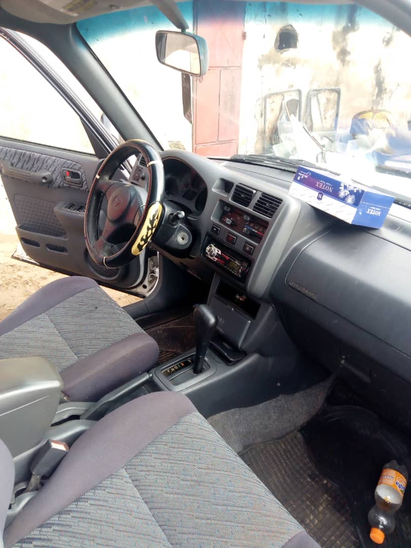 Toyota RAV4 1998 1999 BD