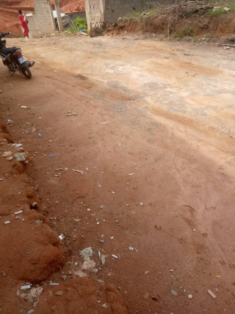 vente terrain angre nouveau CHU djorobite 1