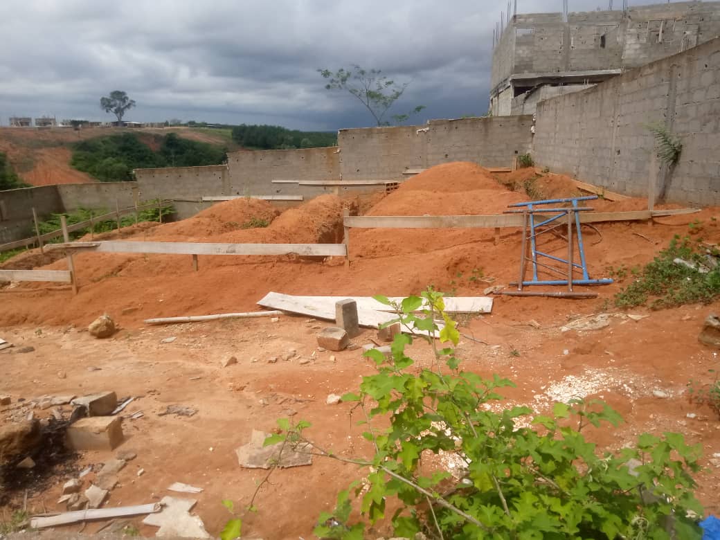 vente terrain angre nouveau CHU djorobite 1