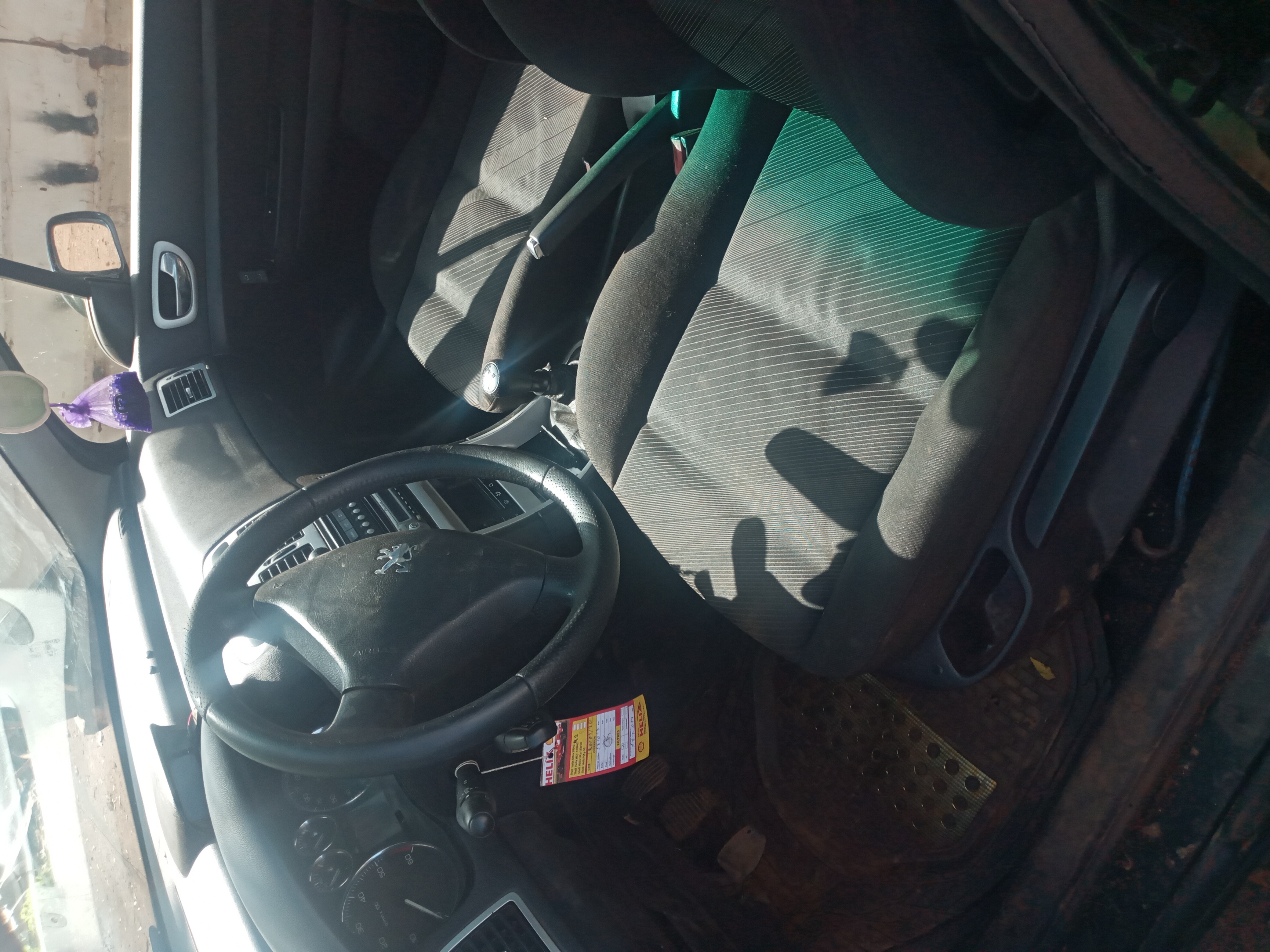 je vends voiture peugeot