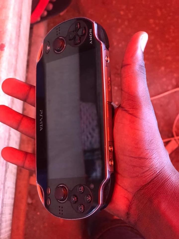 PSVITA CRAQUER 20 JEU