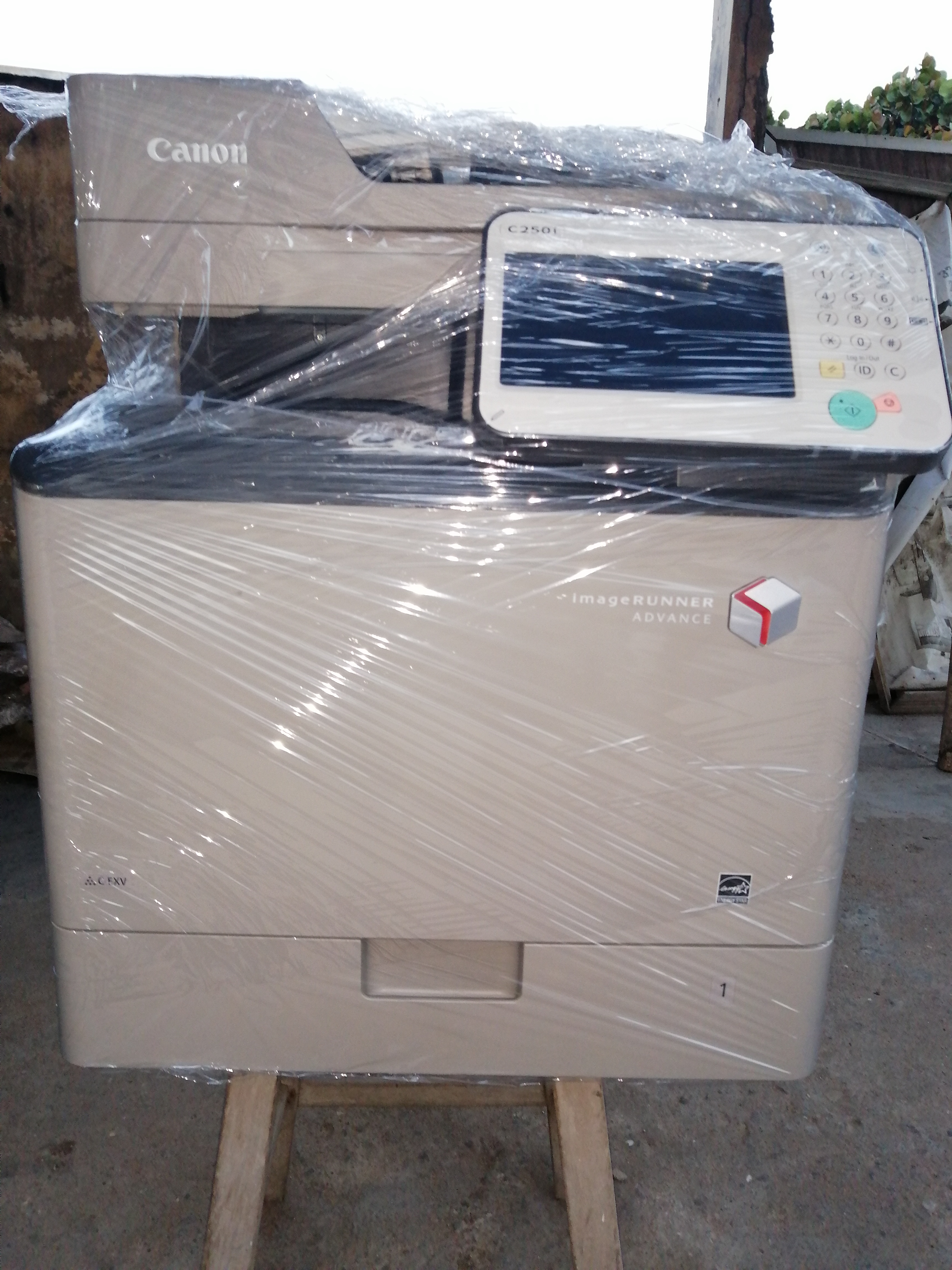 PHOTOCOPIEUR CANON IR 250 COULEUR