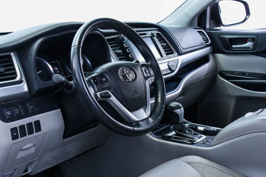 Toyota Highlander 2017