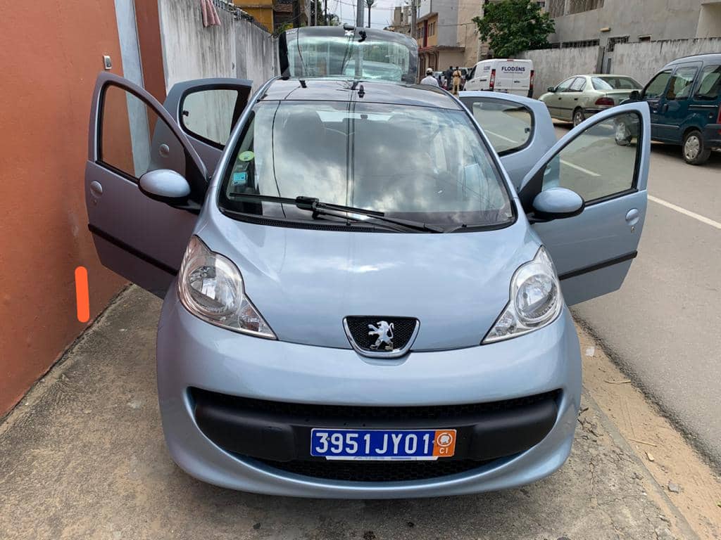 PEUGEOT 107 PEUGEOT 107