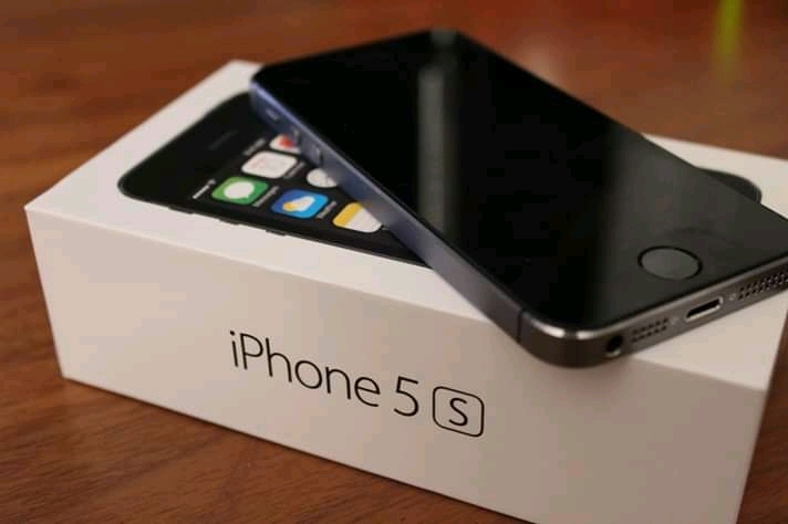 IPHONE 5 S 16Gb et 32GB
