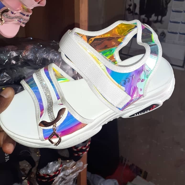 chaussures à vendre