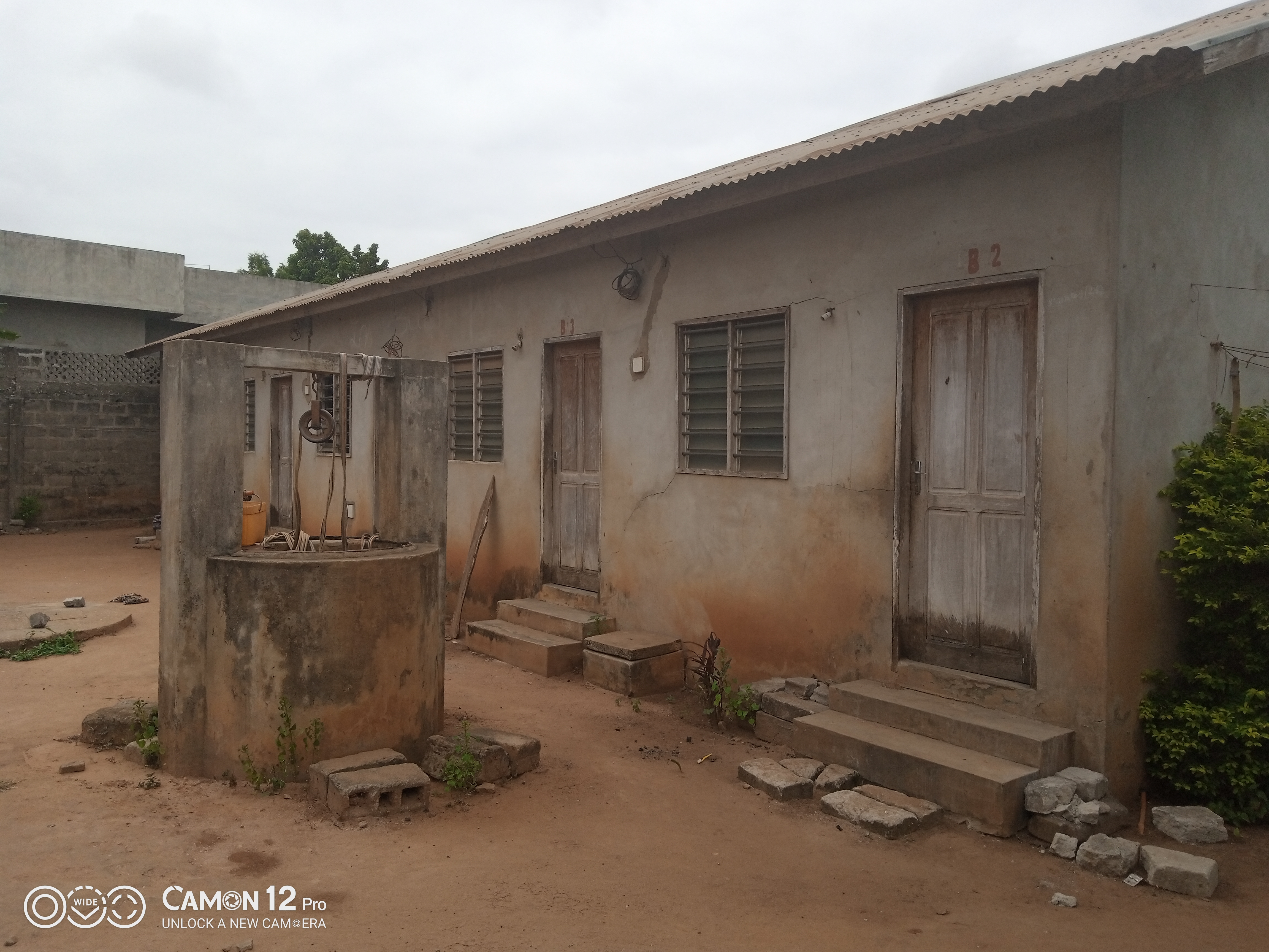 A vendre à Calavi Zogbadje, cité des étudiants, une maison type locatif à moindre coût A vendre à Calavi Zogbadje, cité des étudiants, une maison type locatif à moindre coût