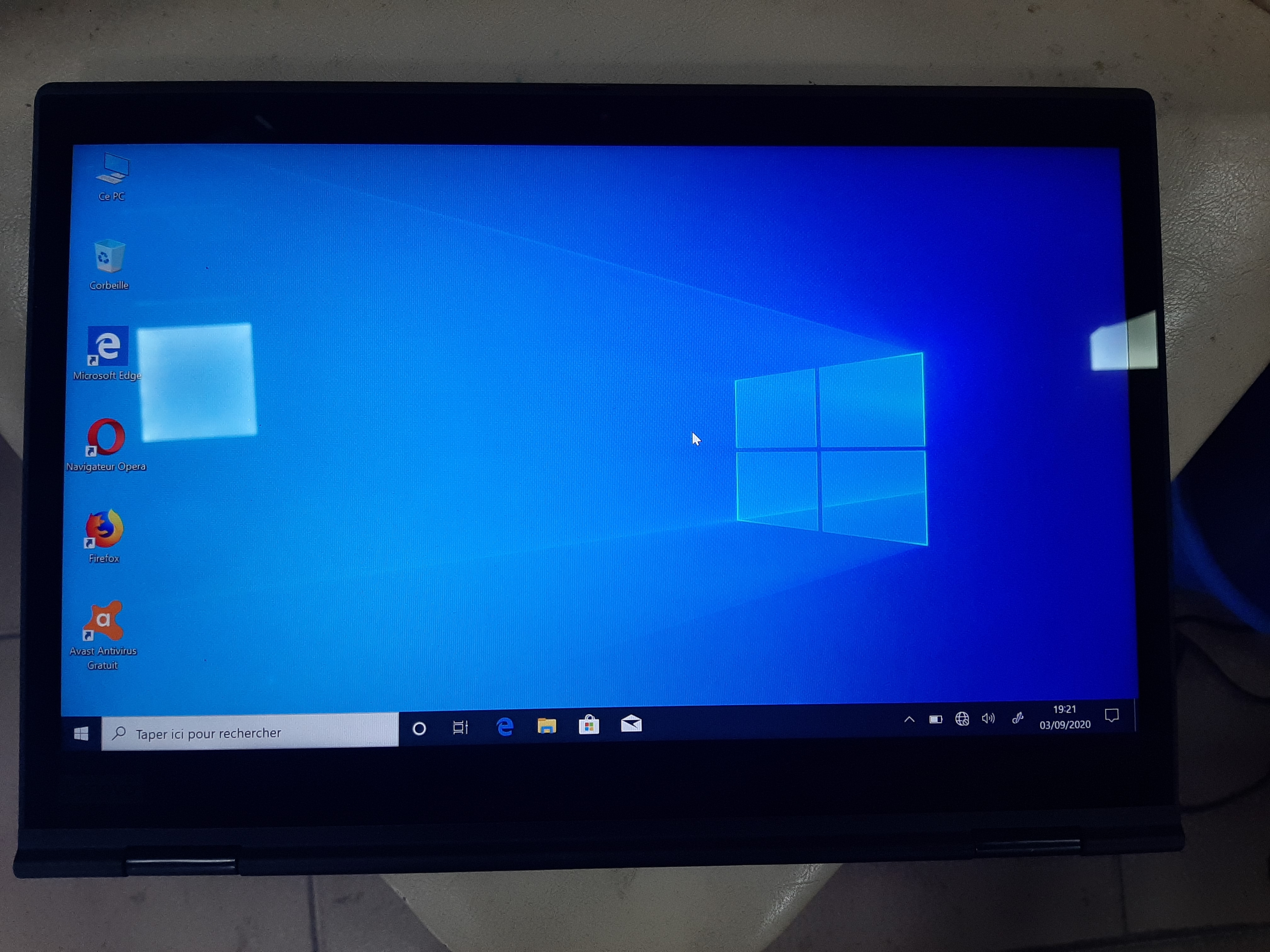 LENOVO THINKPAD X1 CARBON CORE I7 8TH GEN