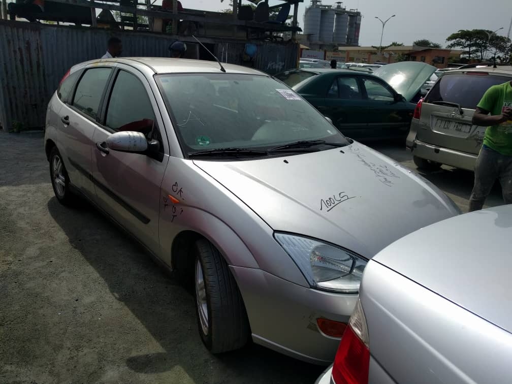 FORD FOCUS ANNÉE 2005