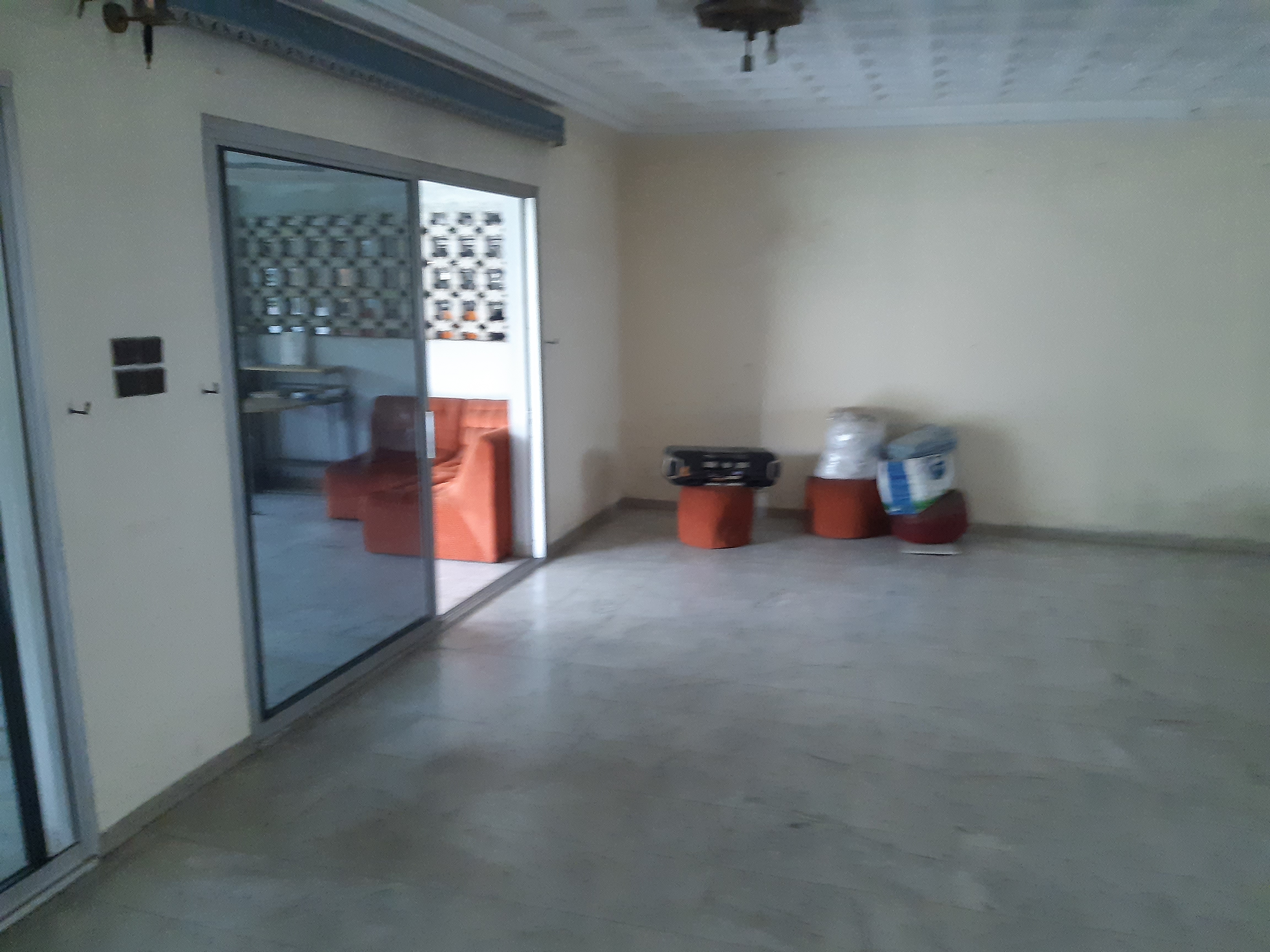 NOUVELLE OPPORTUNITÉ DE VENTE 2 PLATEAUX