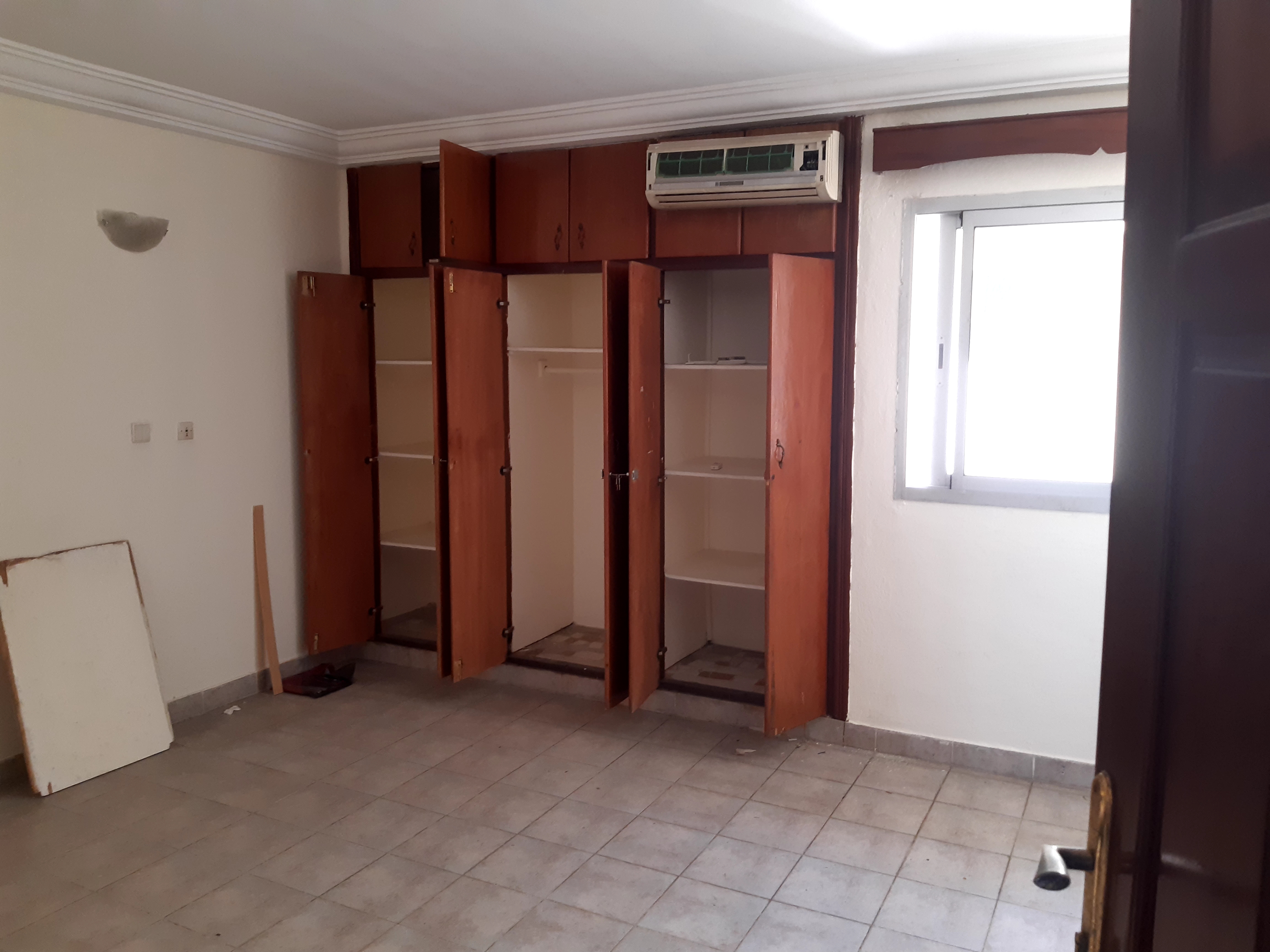 LOCATION D UN APPARTEMENT MARCORY RÉSIDENTIEL