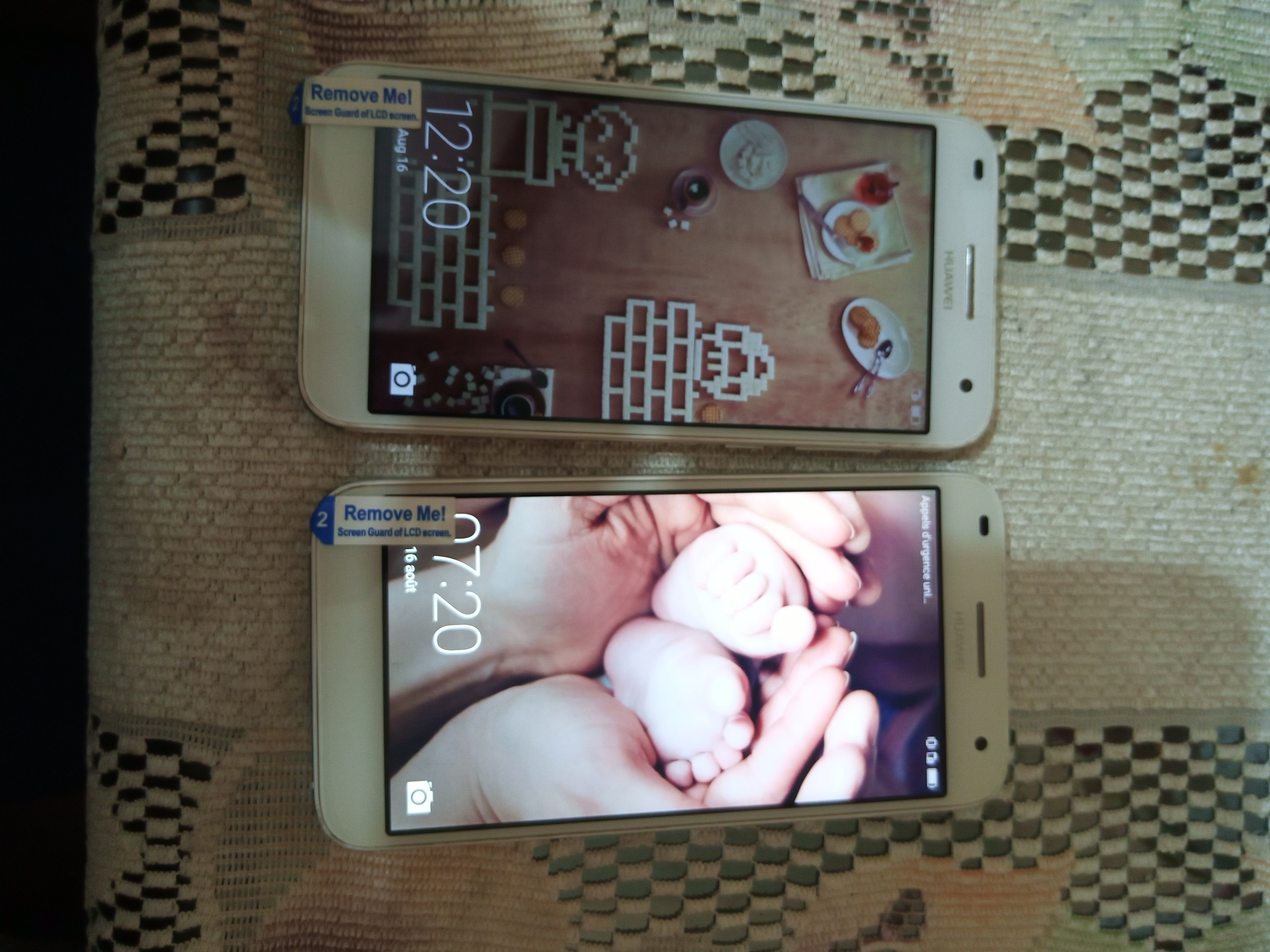 Téléphone à vendre au cadeau