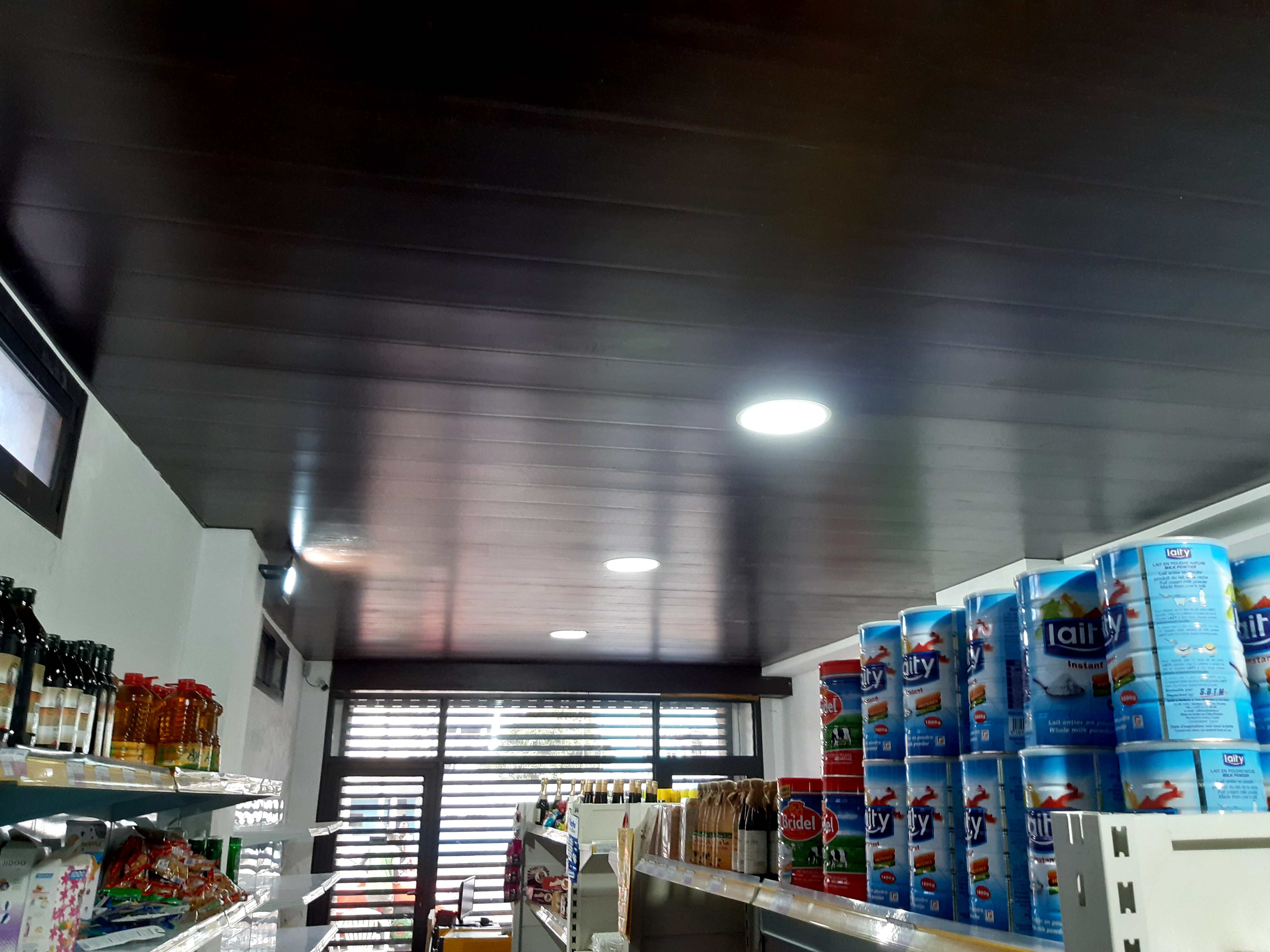 OPPORTUNITÉ DE LOCATION D UN MAGASIN MARCORY RÉSIDENTIEL