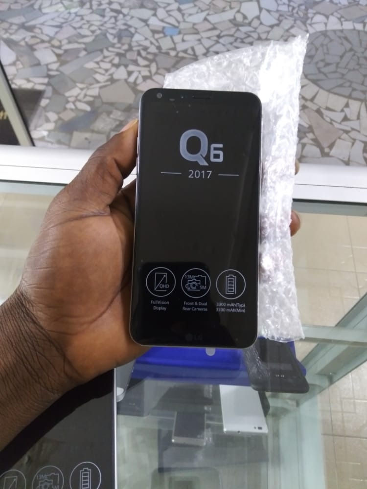 LG Q6