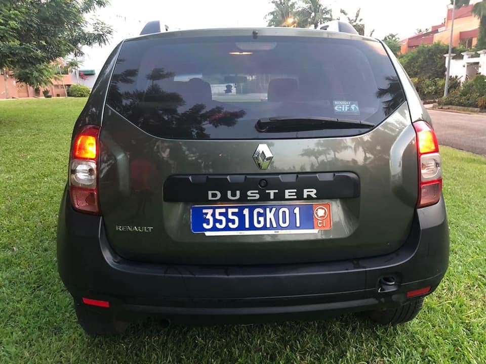 RENAULT DUSTER
