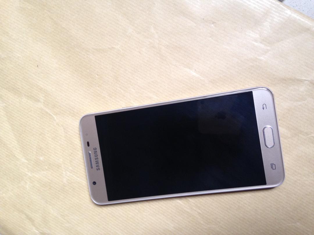 Samsung Galaxy J7 Prime