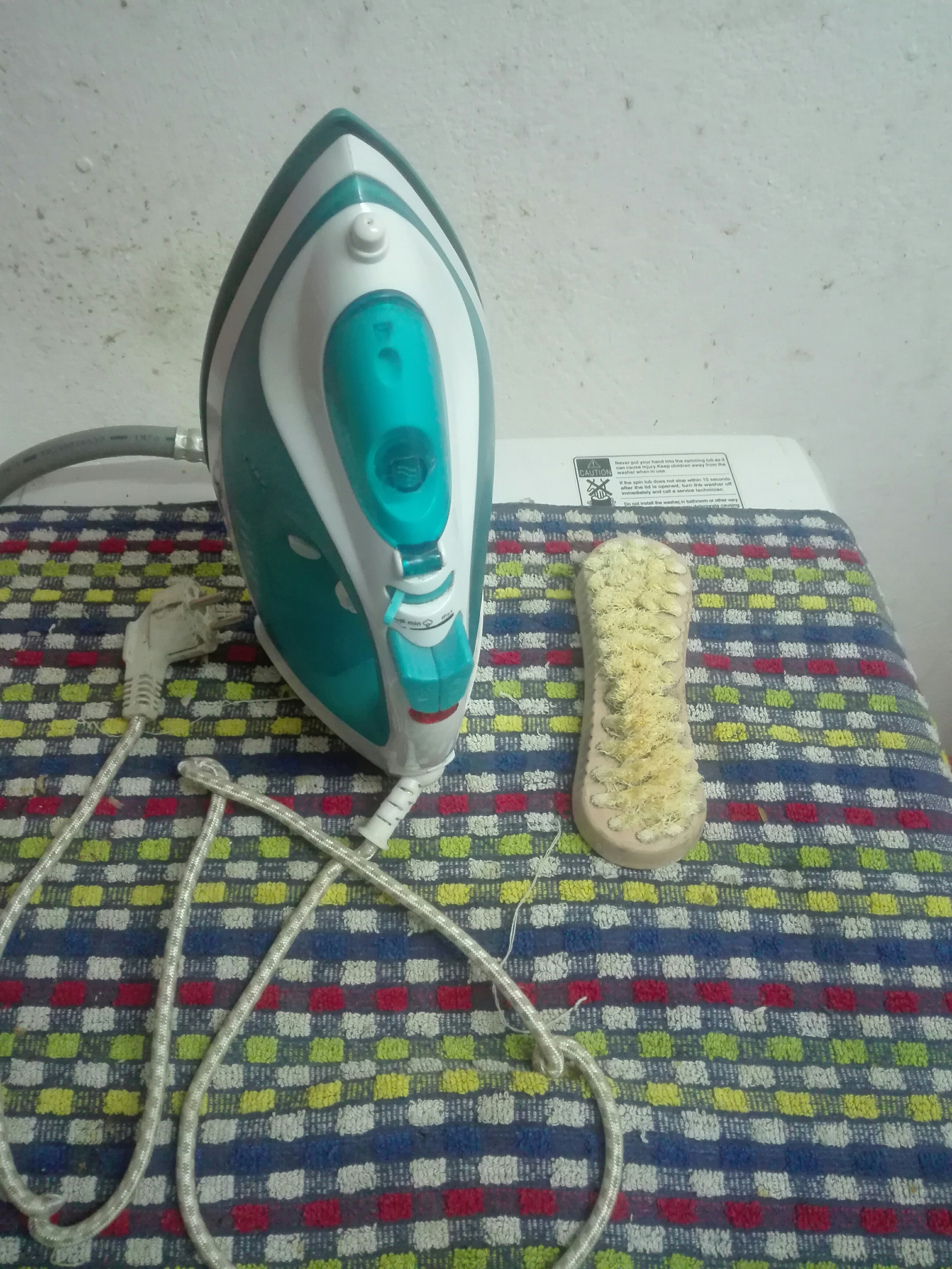 je suis à votre disposition pour faire votre lessive,repassage la bassine à 5mille je suis suis aussi à votre disposition pour les autres tâches de la maison en cas de besoin merci je suis à votre disposition pour faire votre lessive,repassage la bassine à 5mille je suis suis aussi à votre disposition pour les autres tâches de la maison en cas de besoin merci