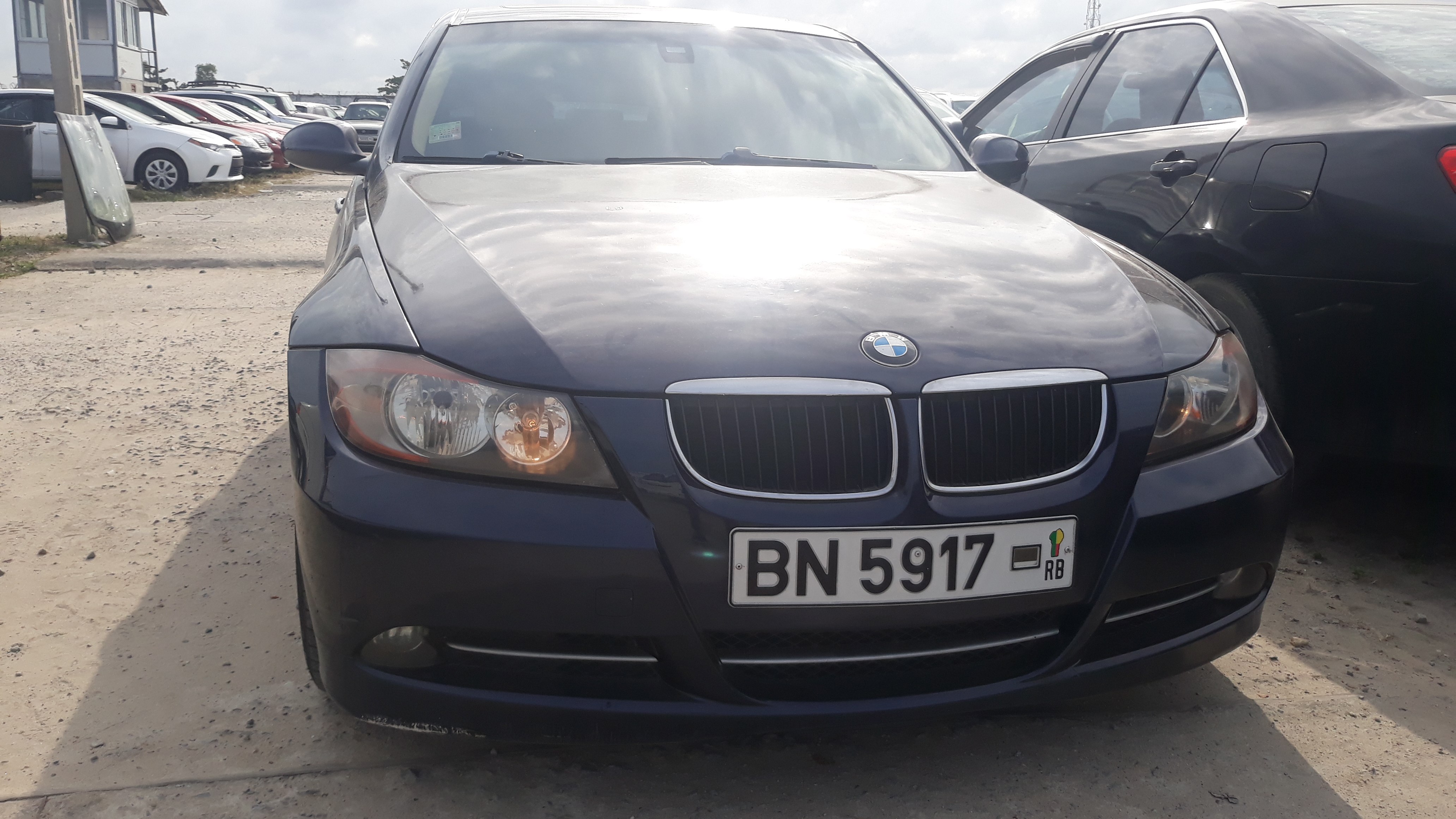 la ste TRANS-LAND vente de véhicules d'occasions au Bénin bmw