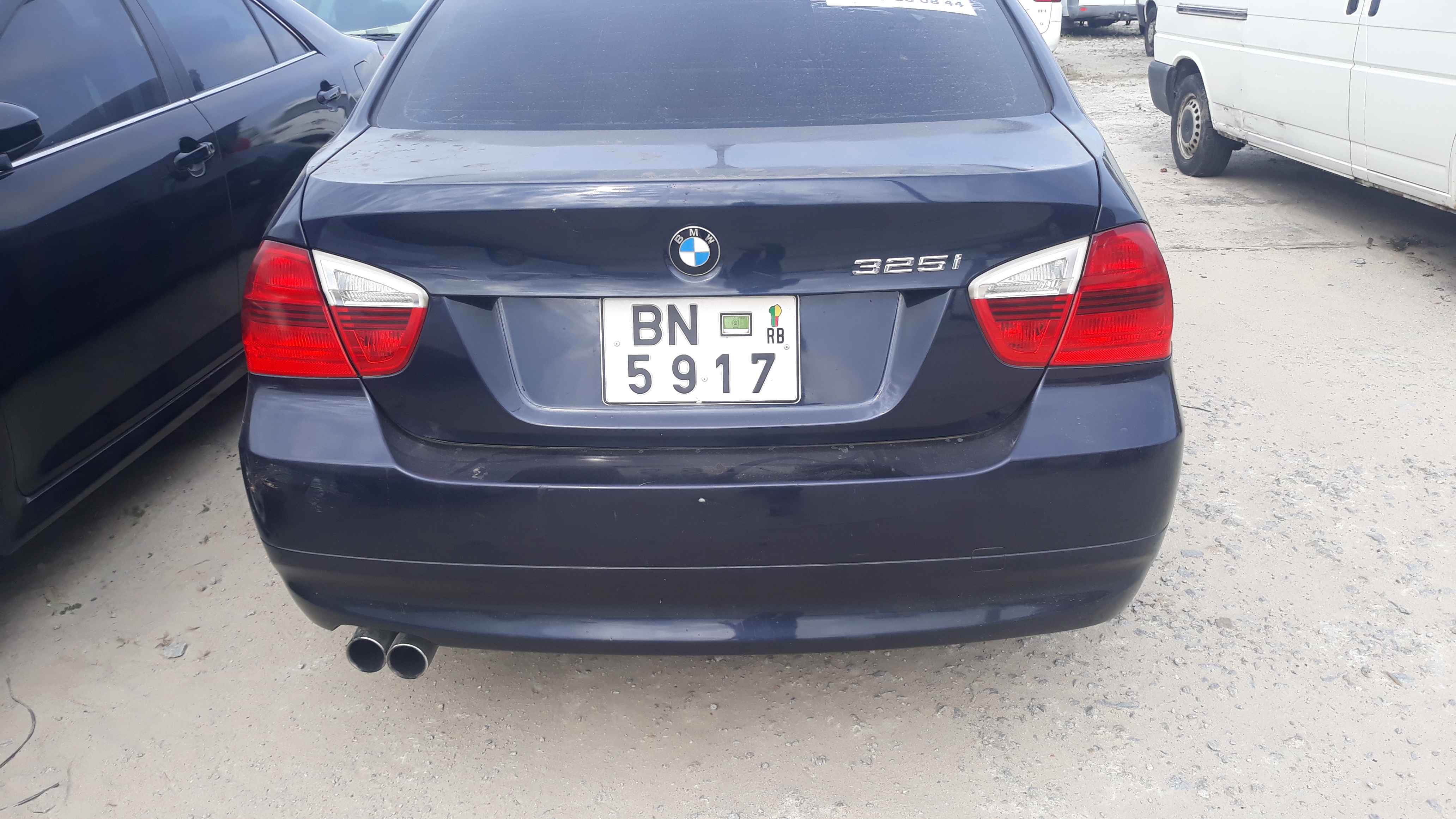 la ste TRANS-LAND vente de véhicules d'occasions au Bénin bmw