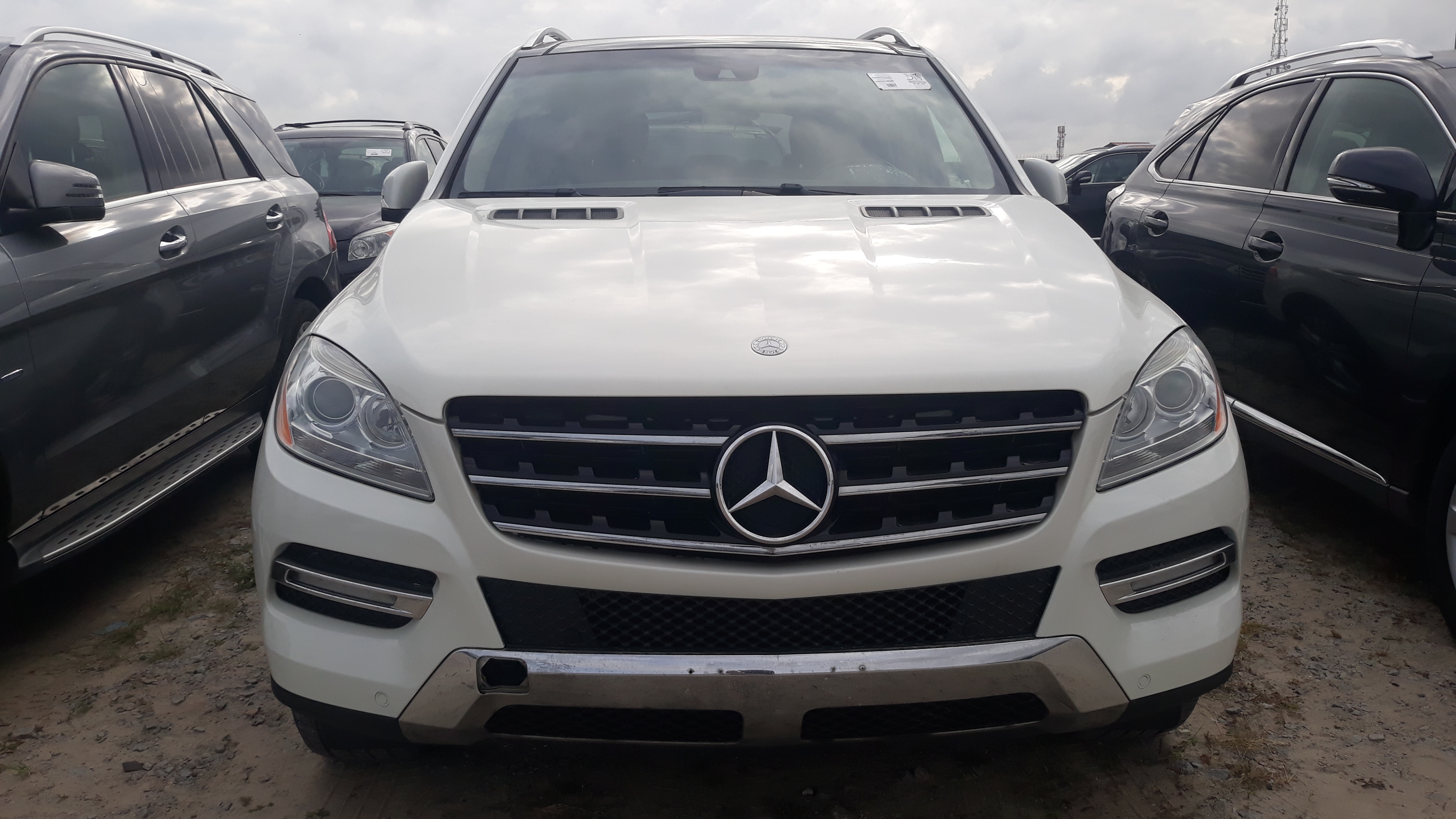 la ste TRANS-LAND VENTE de véhicules d'occasions au Bénin ml350