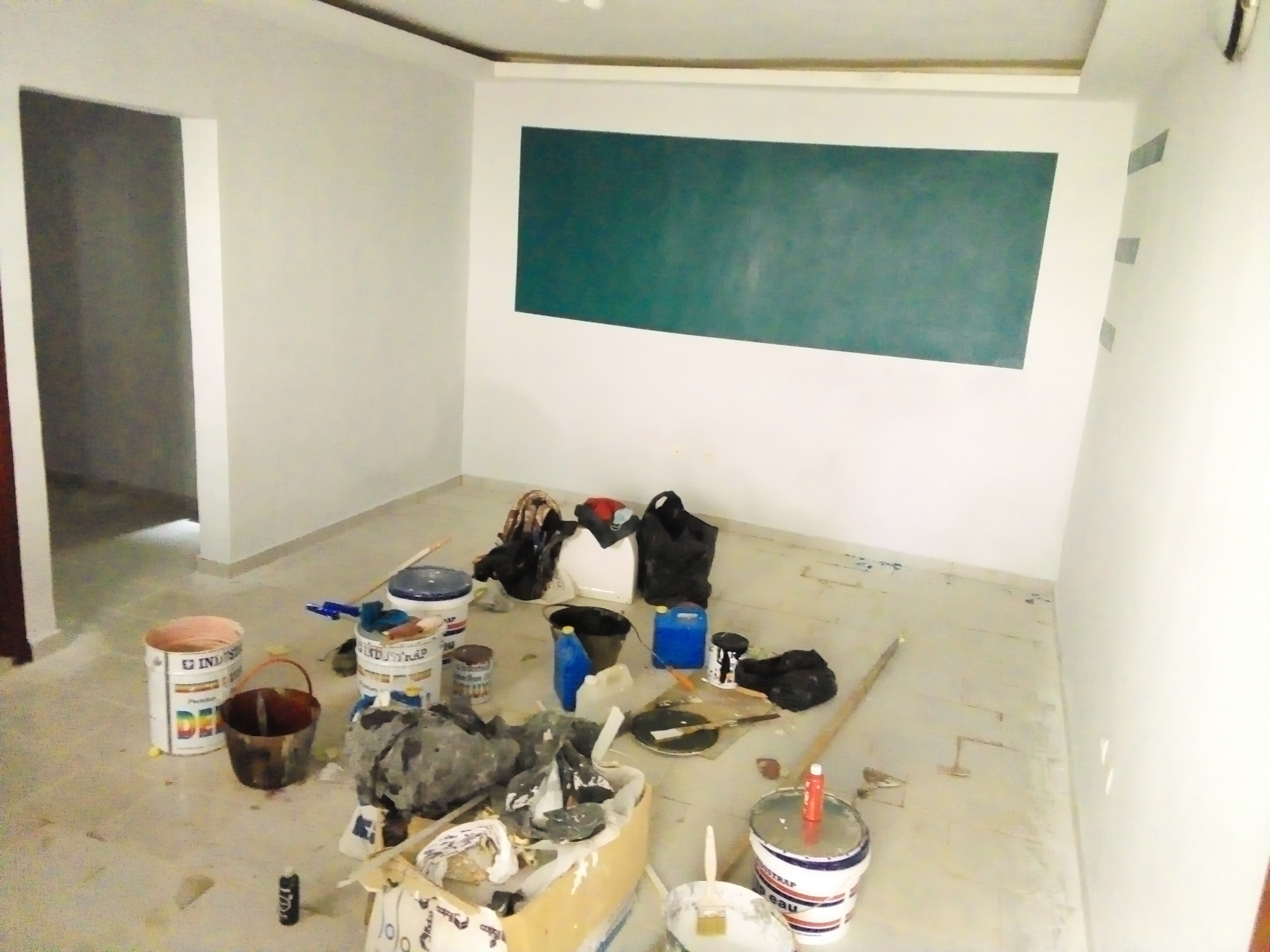 2pieces A'louer Cocody Riviera plamerais st viateur 2pieces A'louer Cocody Riviera plamerais st viateur