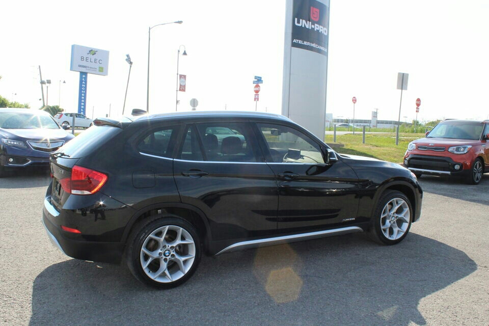 2015 BMW X1 X DRIVE/CUIR/TOITAutomatique essence ⛽     💵💴💴 10.5  millions  de Fcfa HORS DOUANE jusqu’au port