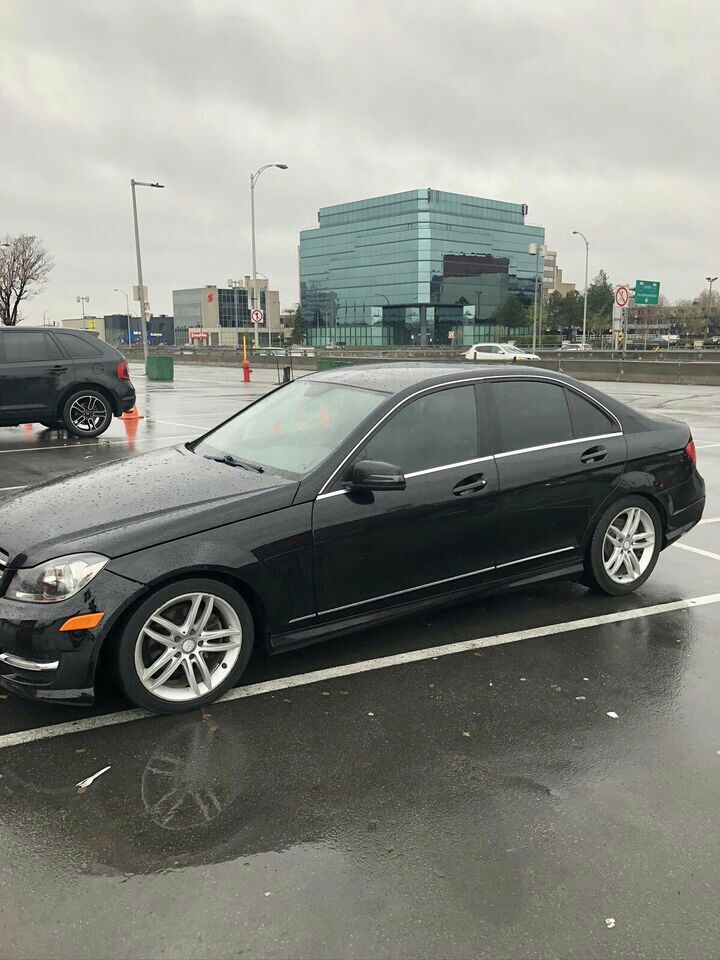 2012 Mercedes c250 4matic 2012Automatique   essence   ⛽     💵💴💴  6.4 millions  de Fcfa HORS DOUANE jusqu’au port