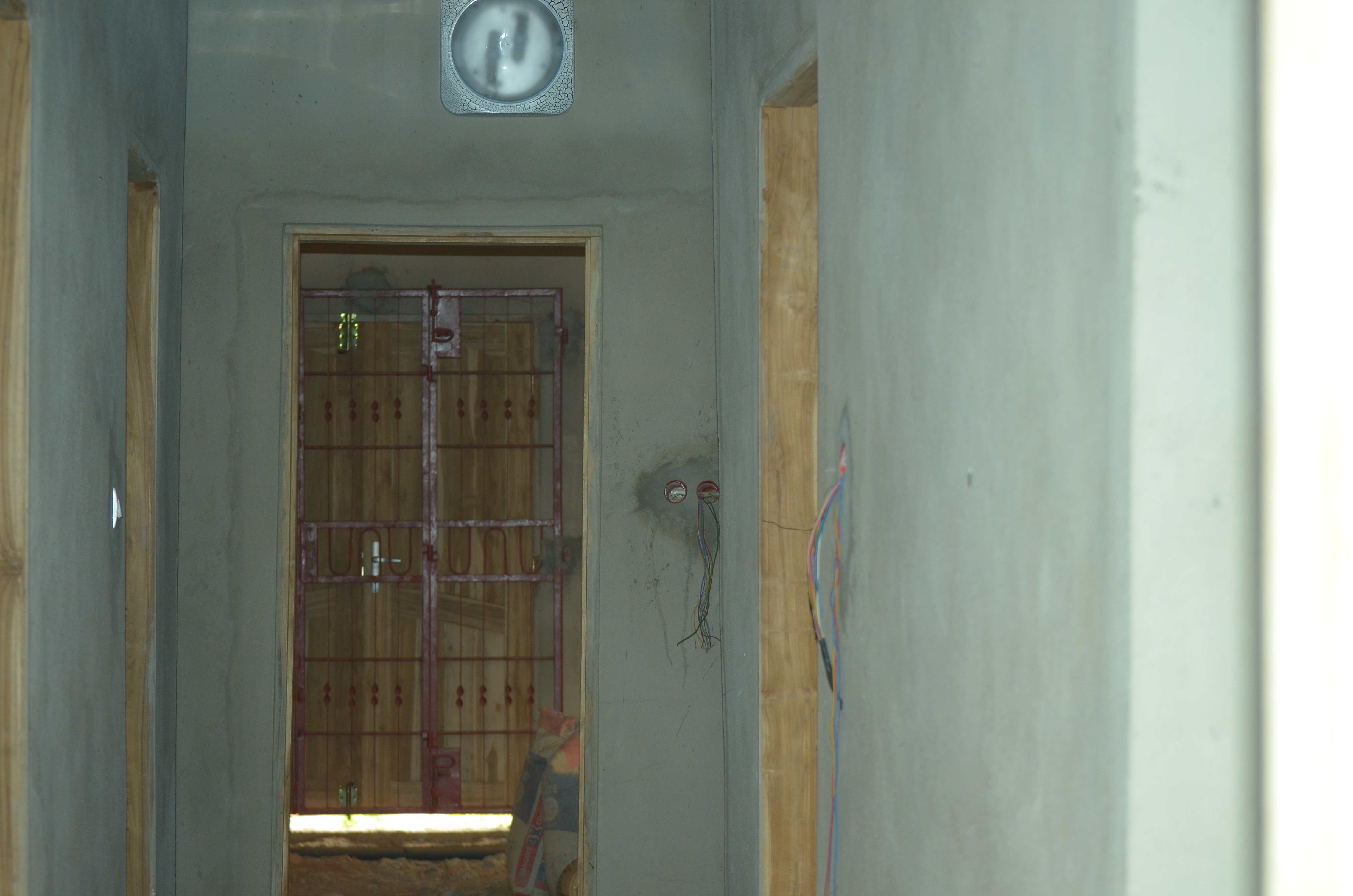 A LOUER/A BAILLER VILLA ADIDOGOME YOKOE