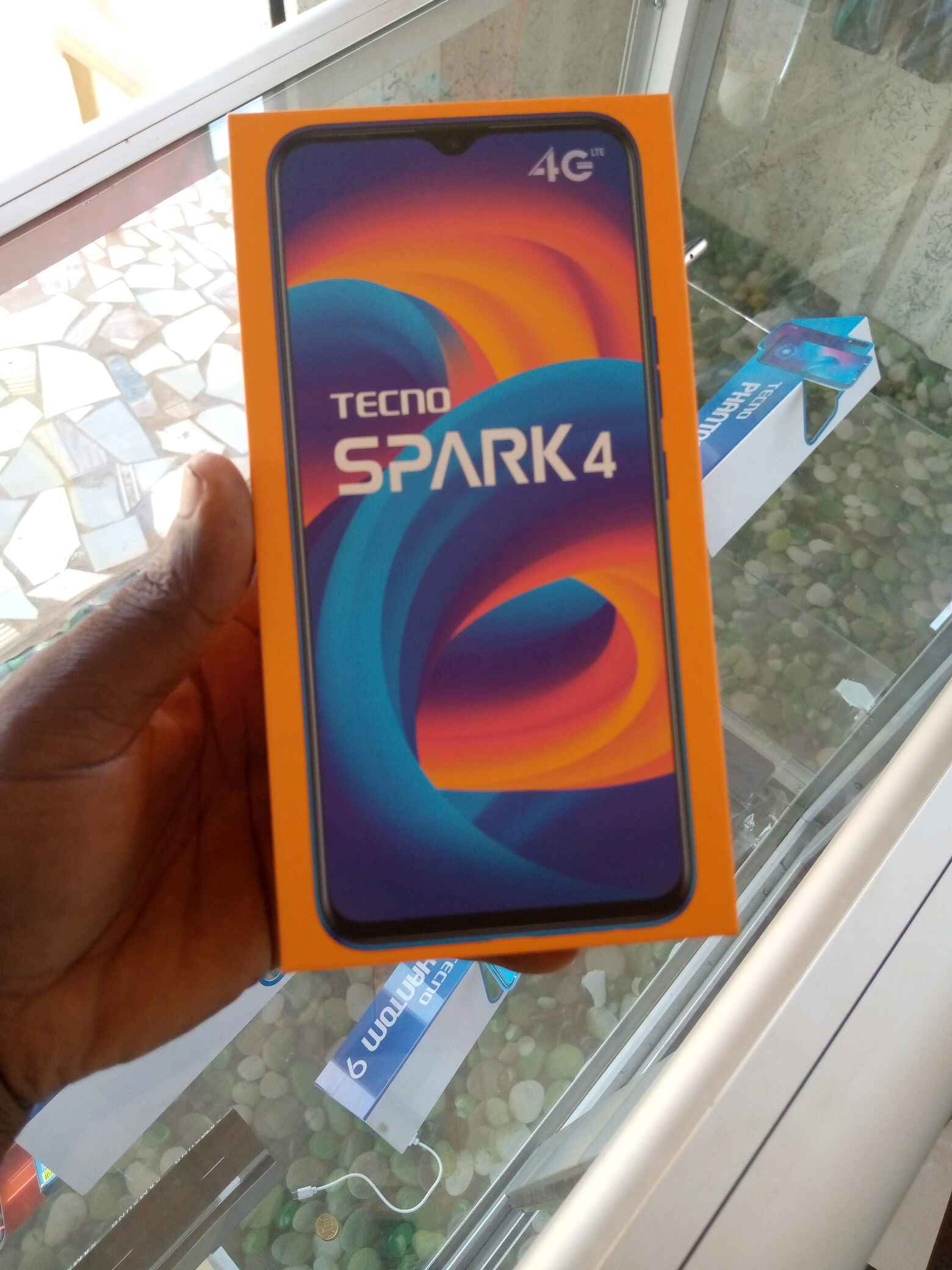 TECNO Spark 4